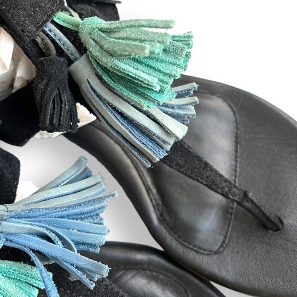 Ugg Lecia Black Suede Leather Tassel Ankle Wrap Gladiator Sandals - Picture 8 of 16